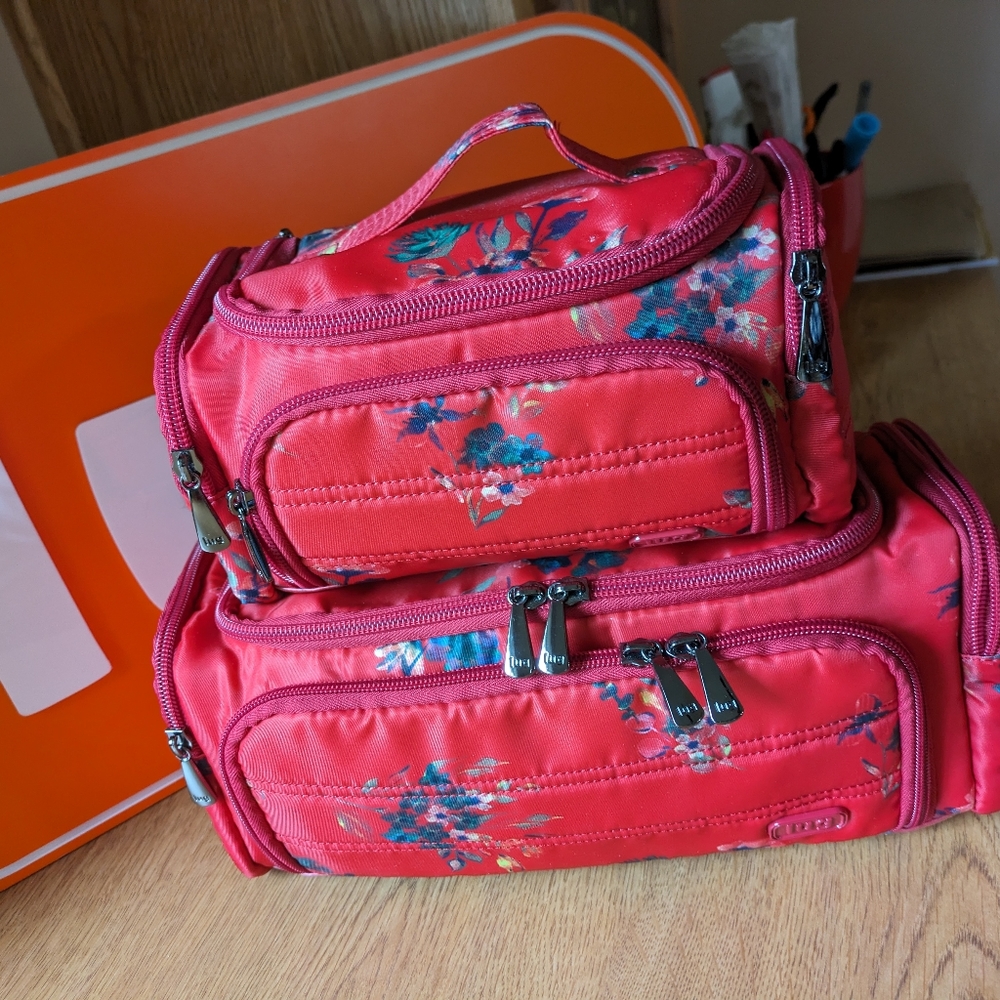 Lug Trolleys, Bouquet Red